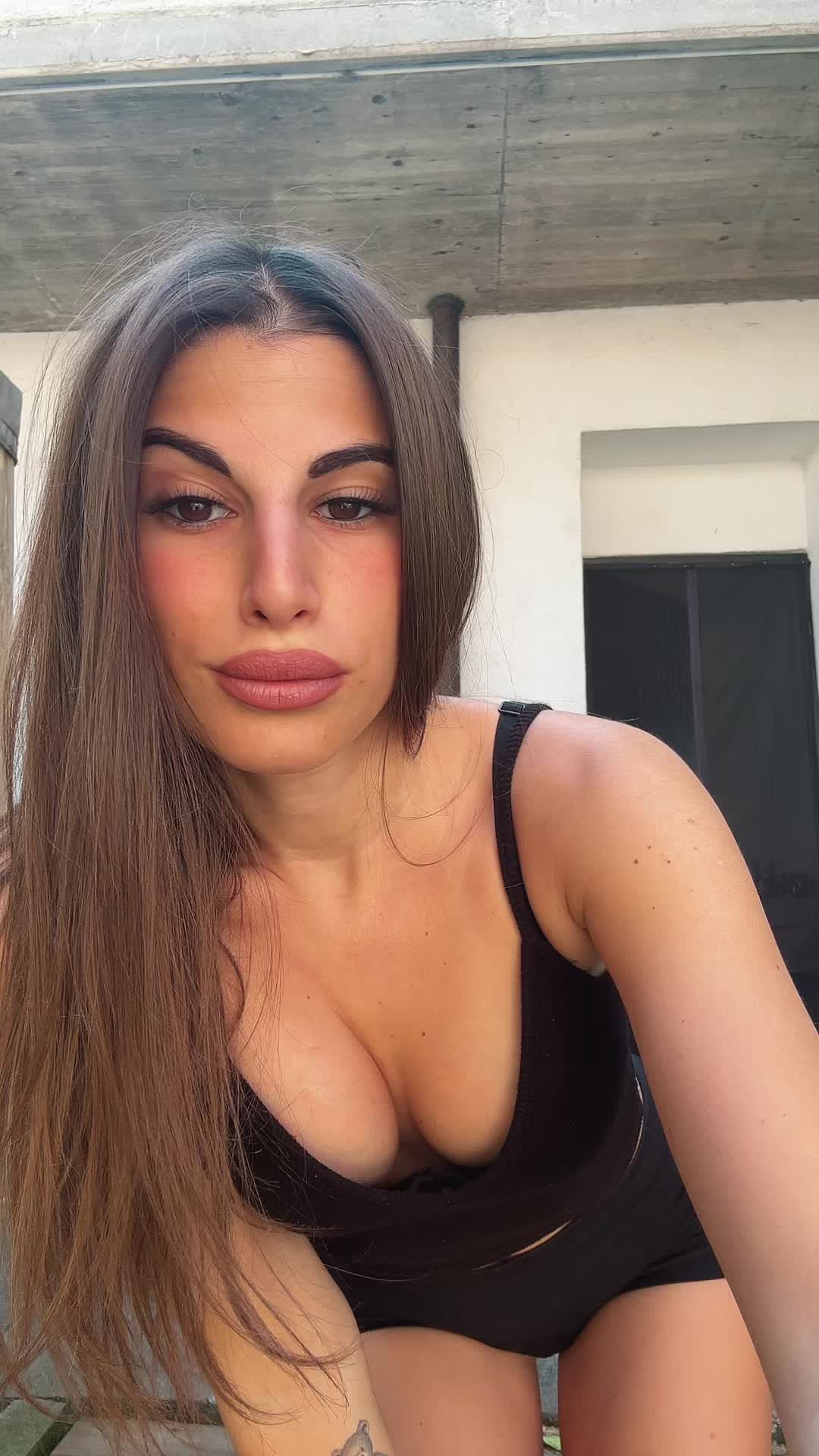 @Alessiax