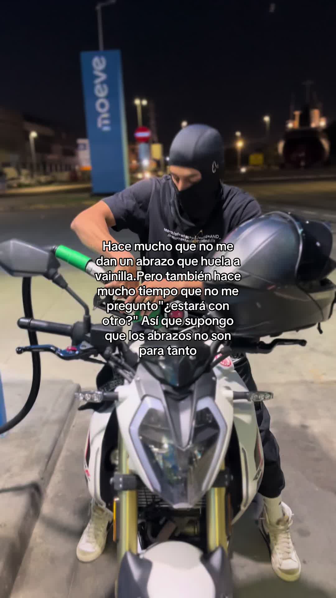 @𝔞𝔩𝔢𝔧𝔬🥀
