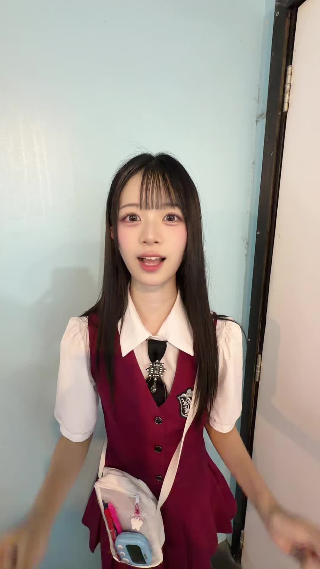 @ここにゃ