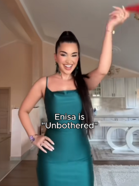 @Enisaland
