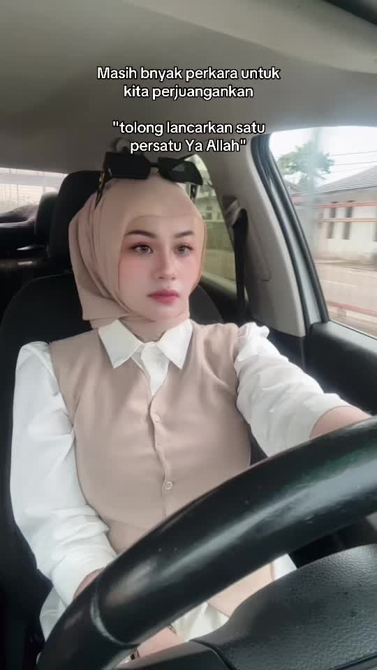 @Nadia Aryantie 95