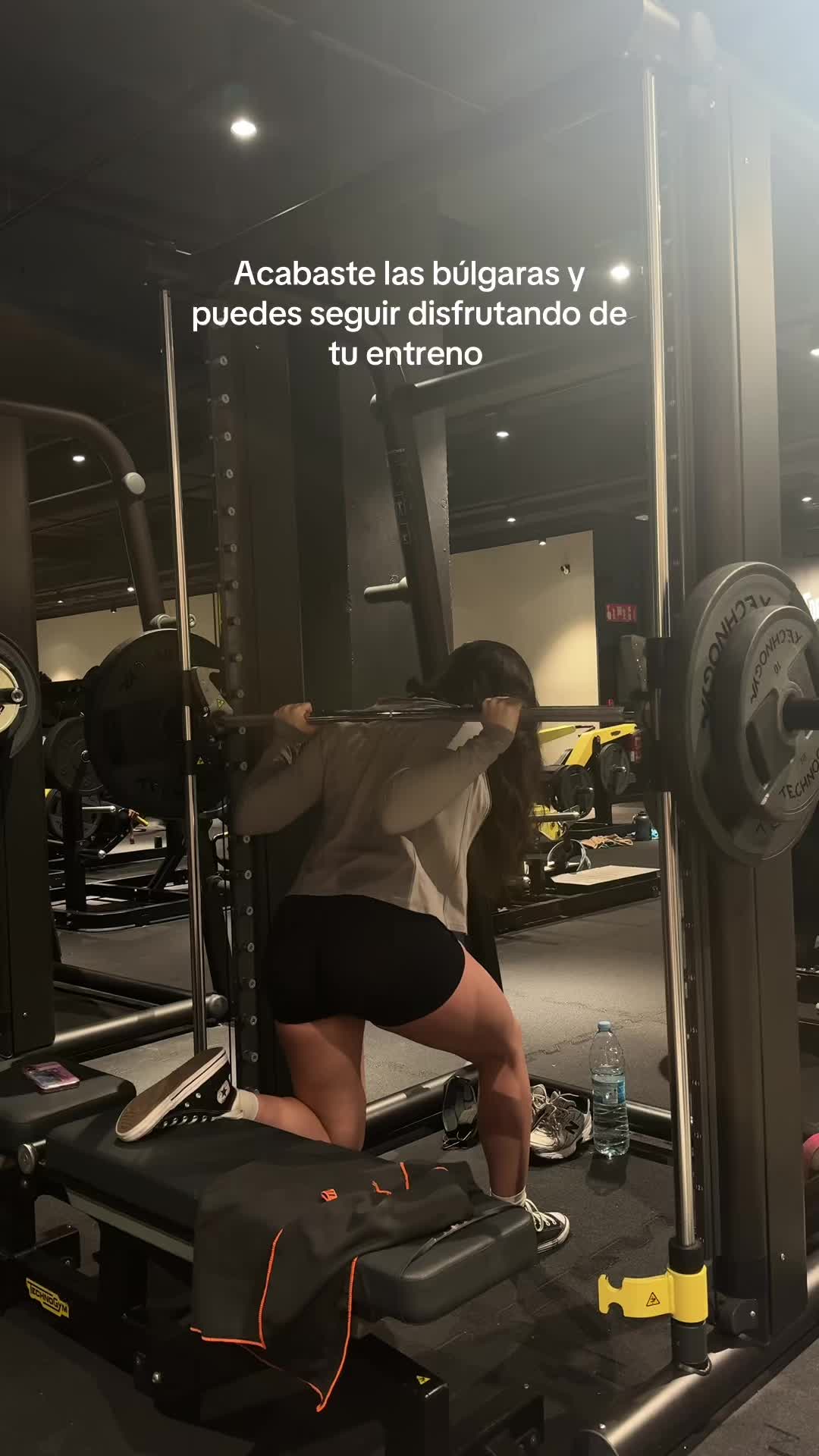 @laauraarnoso_