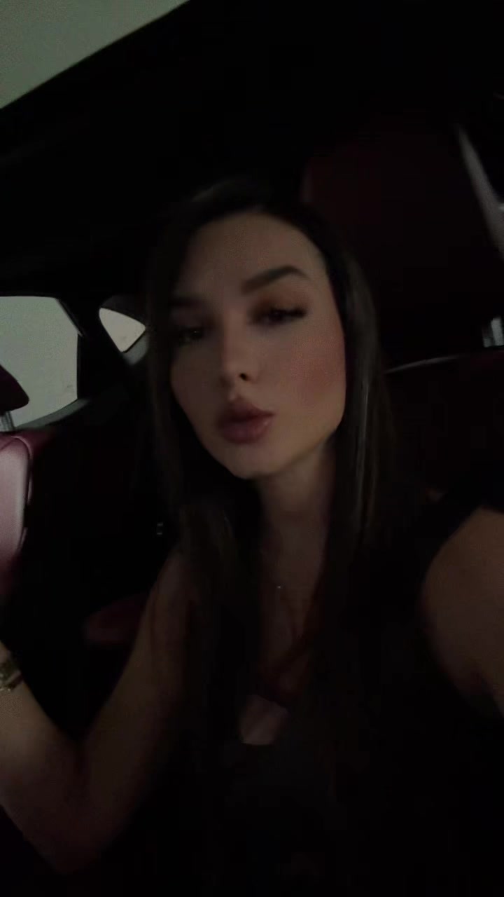 @Itis_sallyy