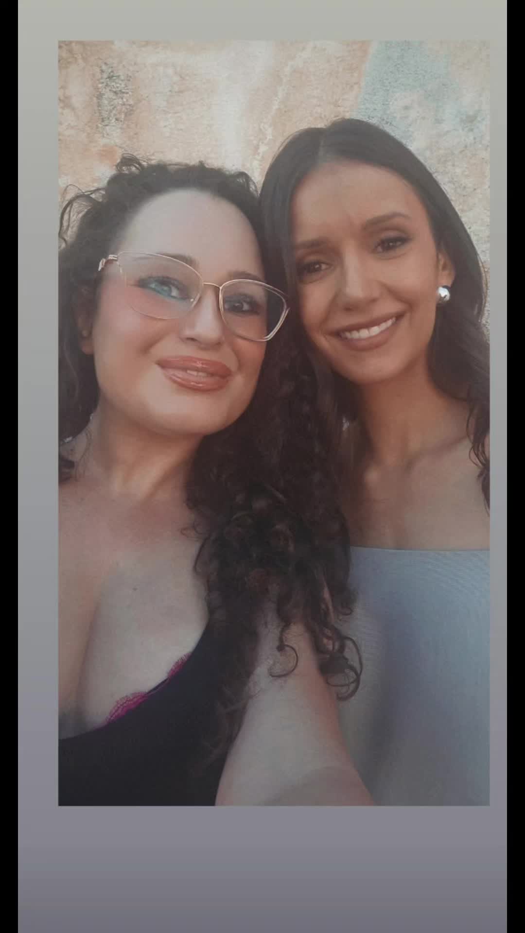 @Debora