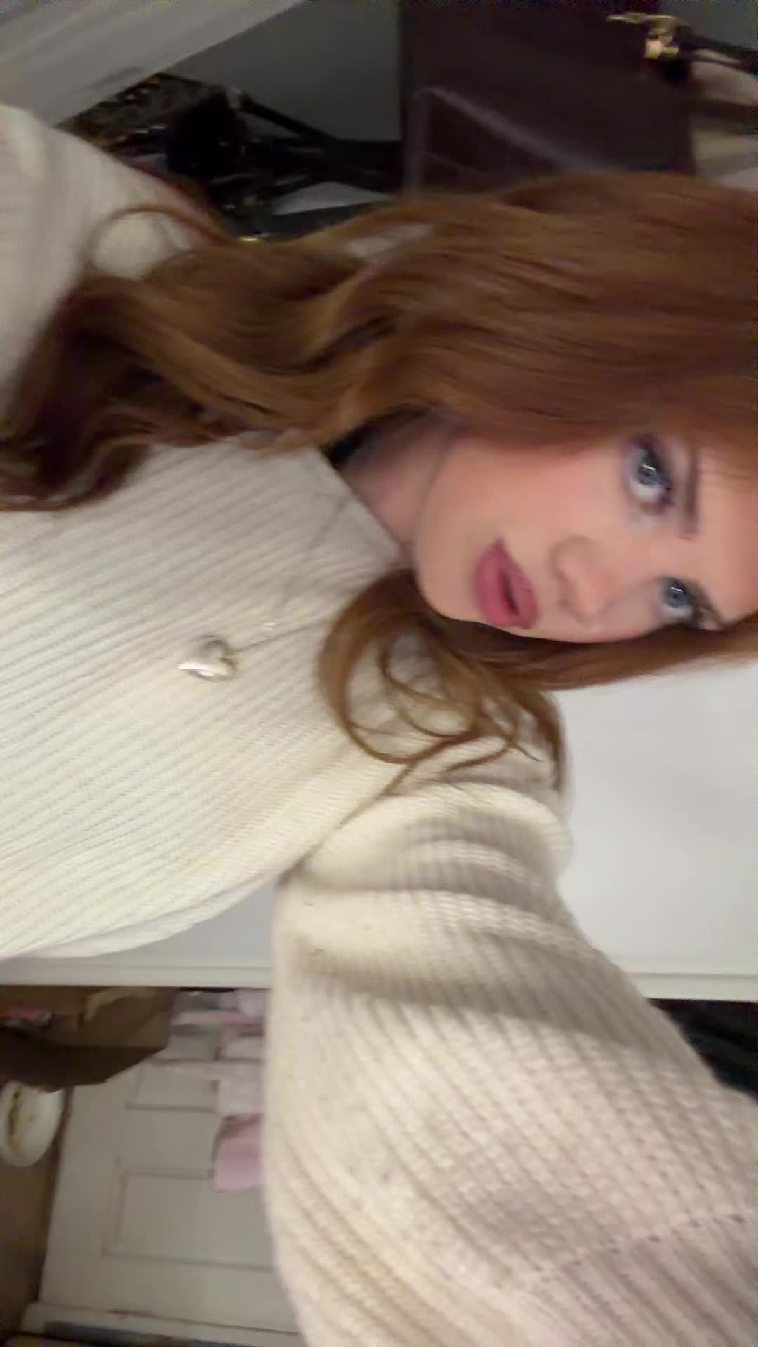 @c0urtn3y