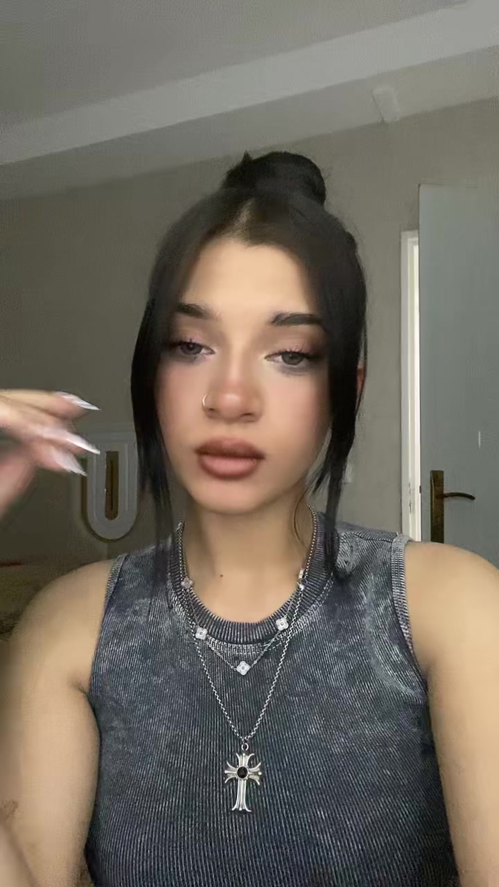@melika