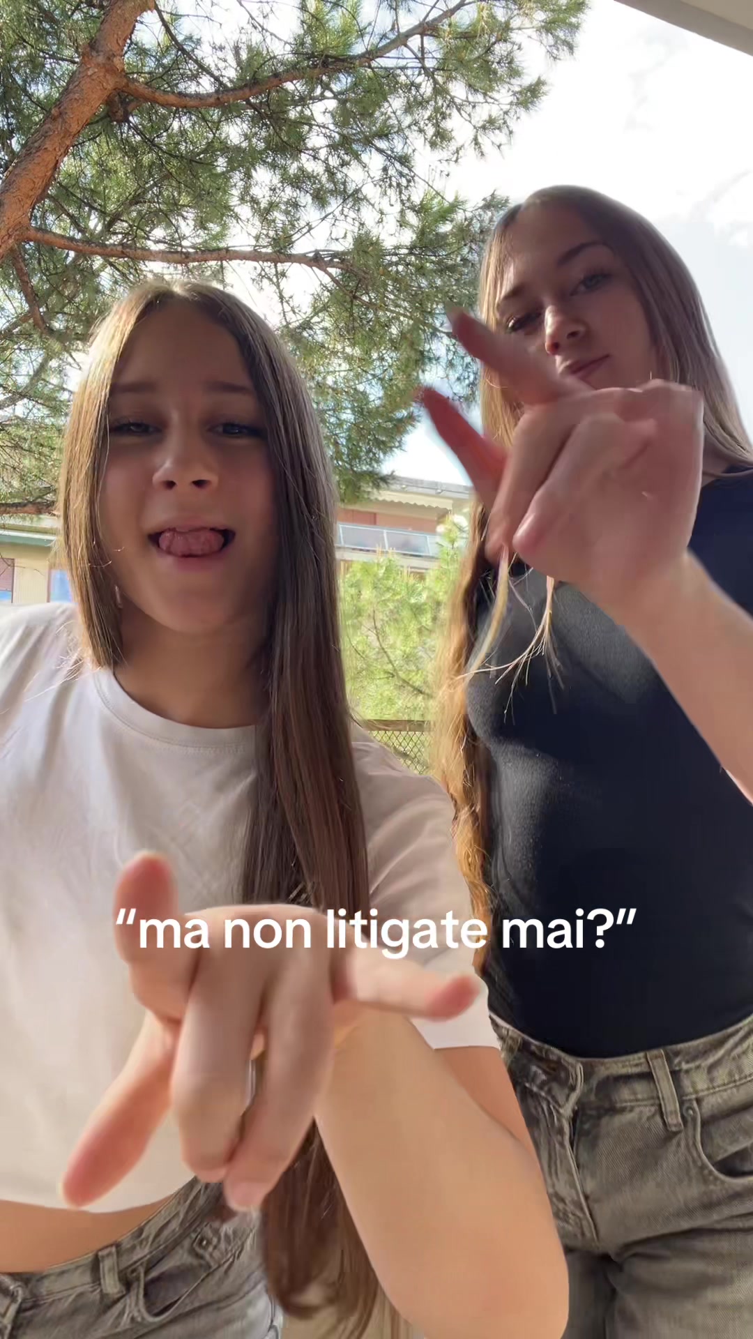 @le gemelle pi&ugrave; belle