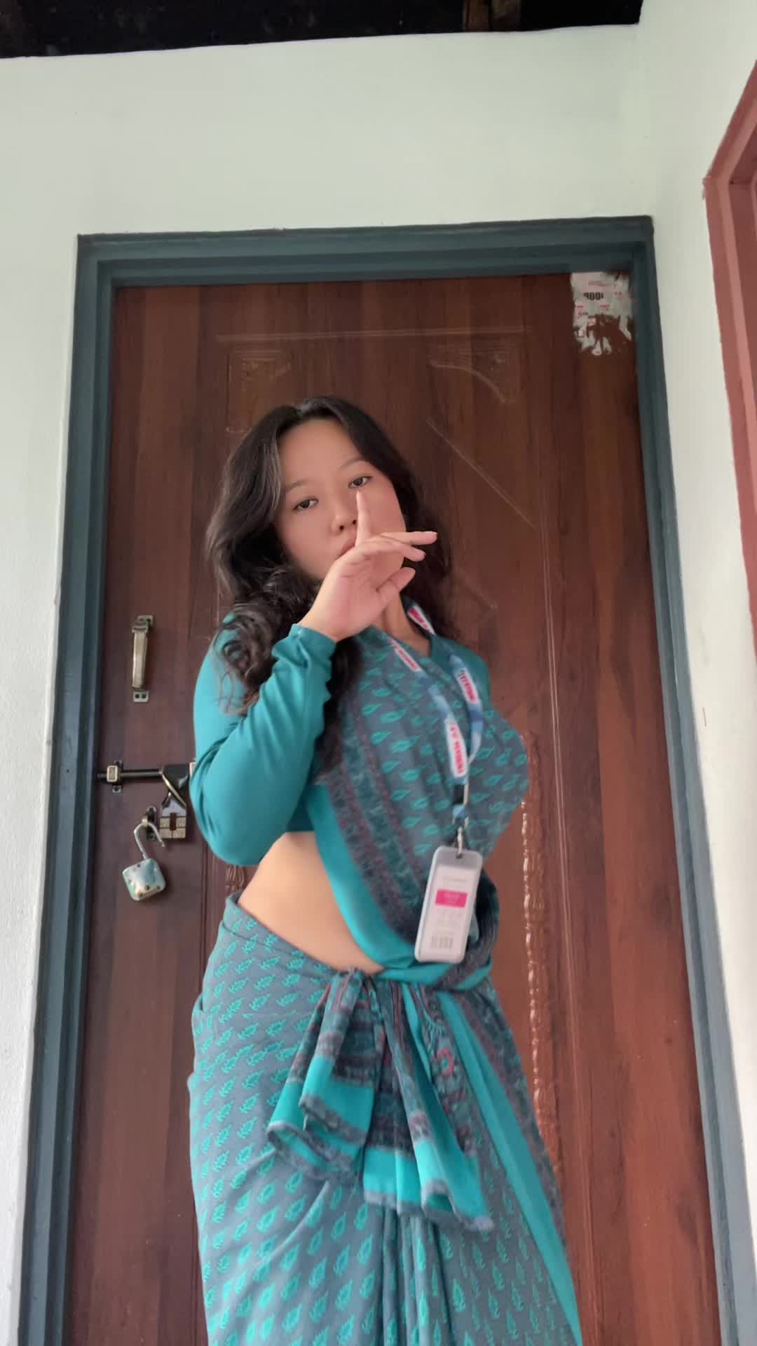 @timrovauju