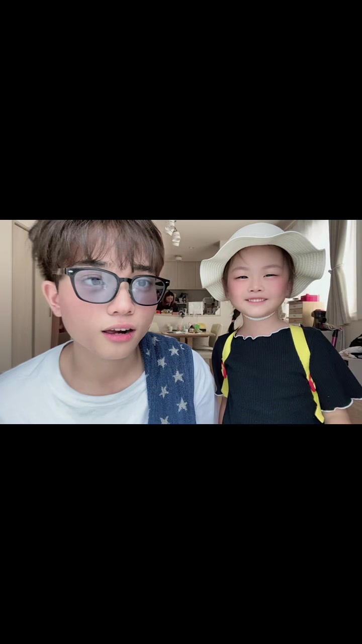 @デセン