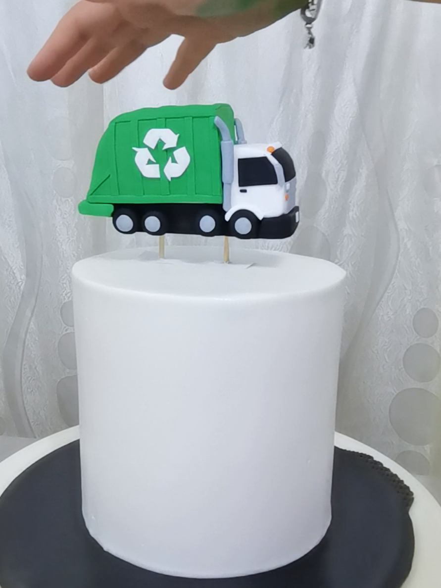 @Inspired Caketeer
