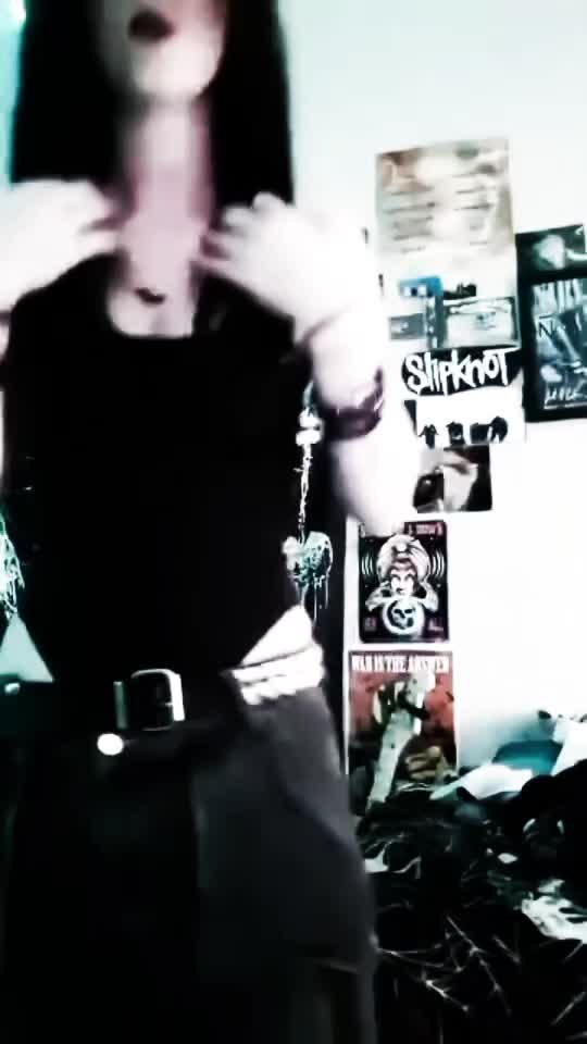 @𖤐Kayla𖤐(gerards way)