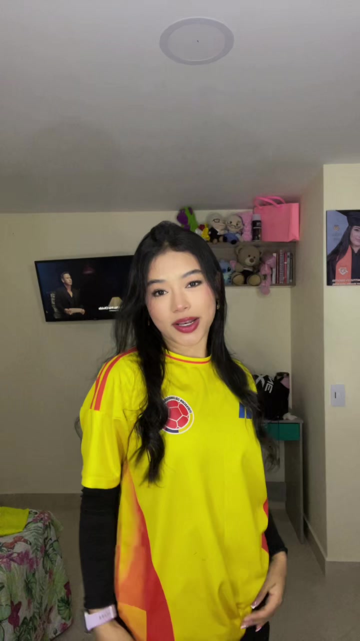 @𝓓𝓪𝓷𝓲𝓪 𝓵𝓸𝓹𝓮𝓻𝓪💋