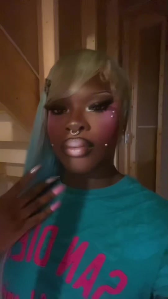 @#KenDaBarb