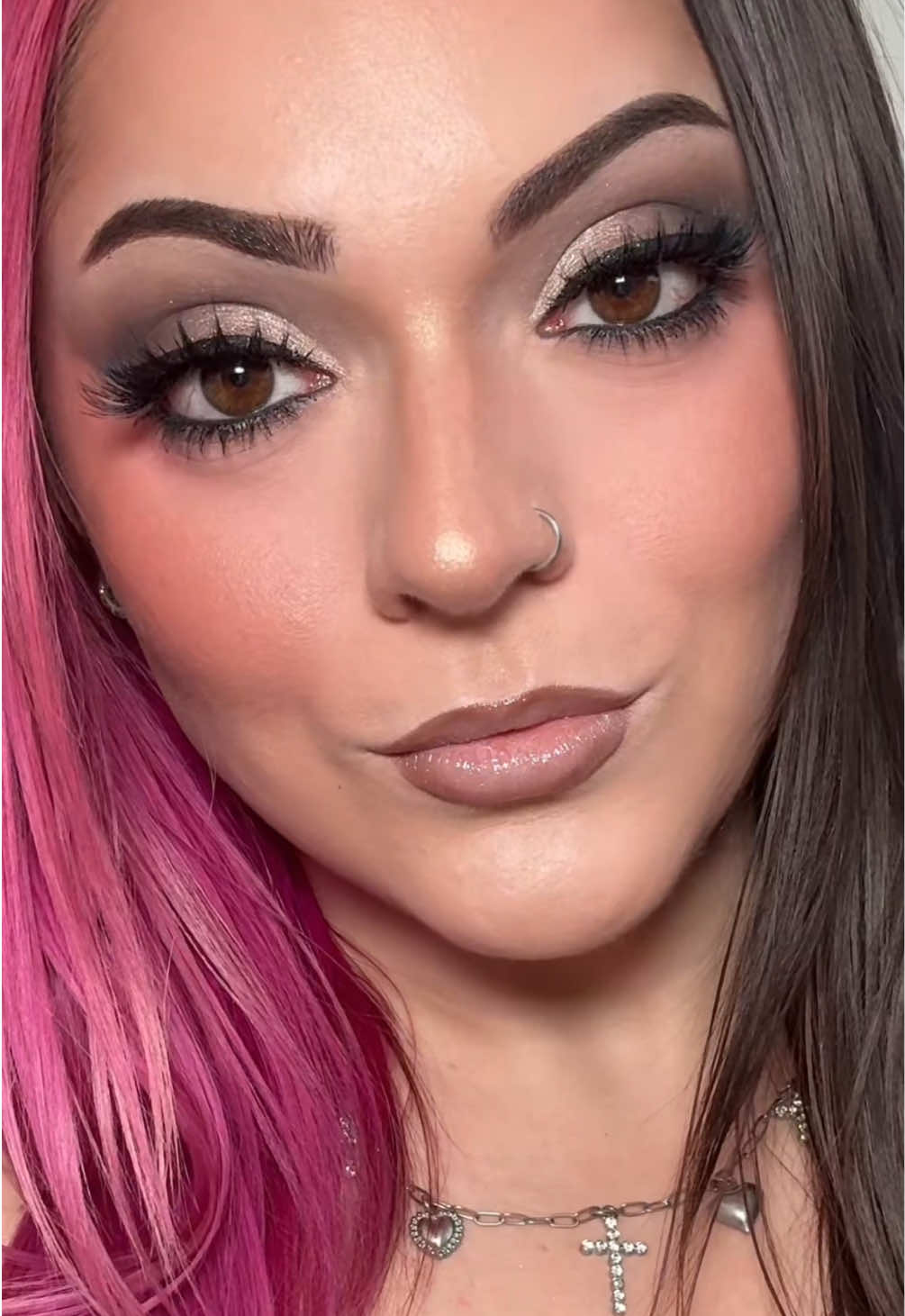 @Izzy Neice ˖ ࣪⭑ | Chicago MUA