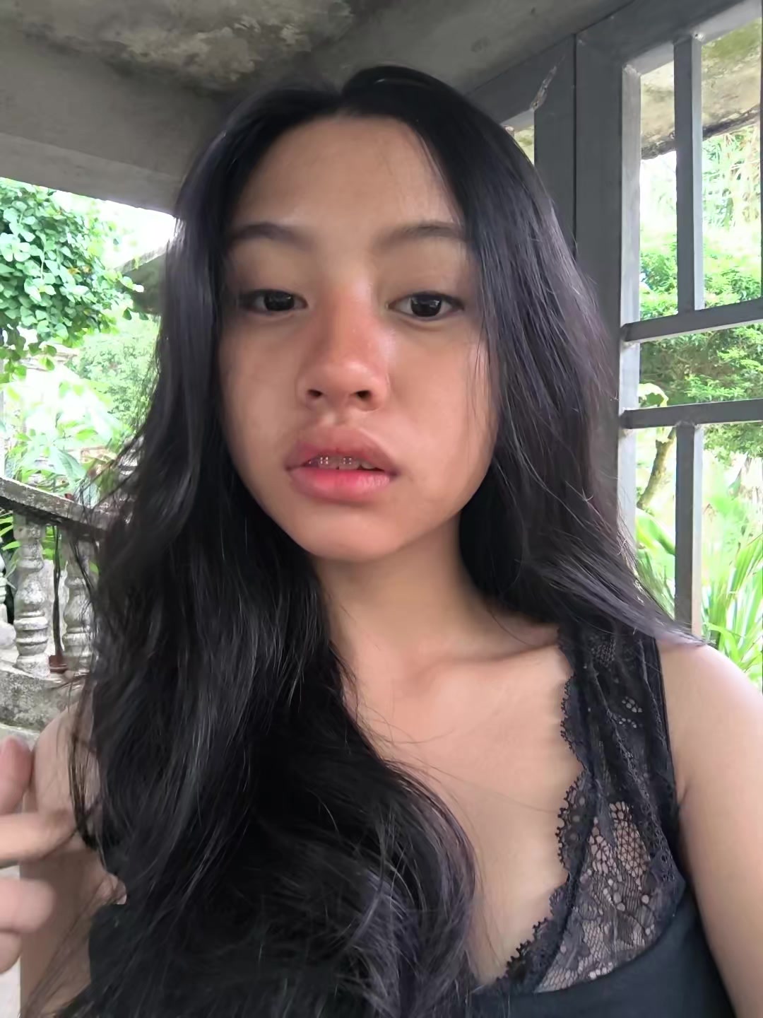 @Ella