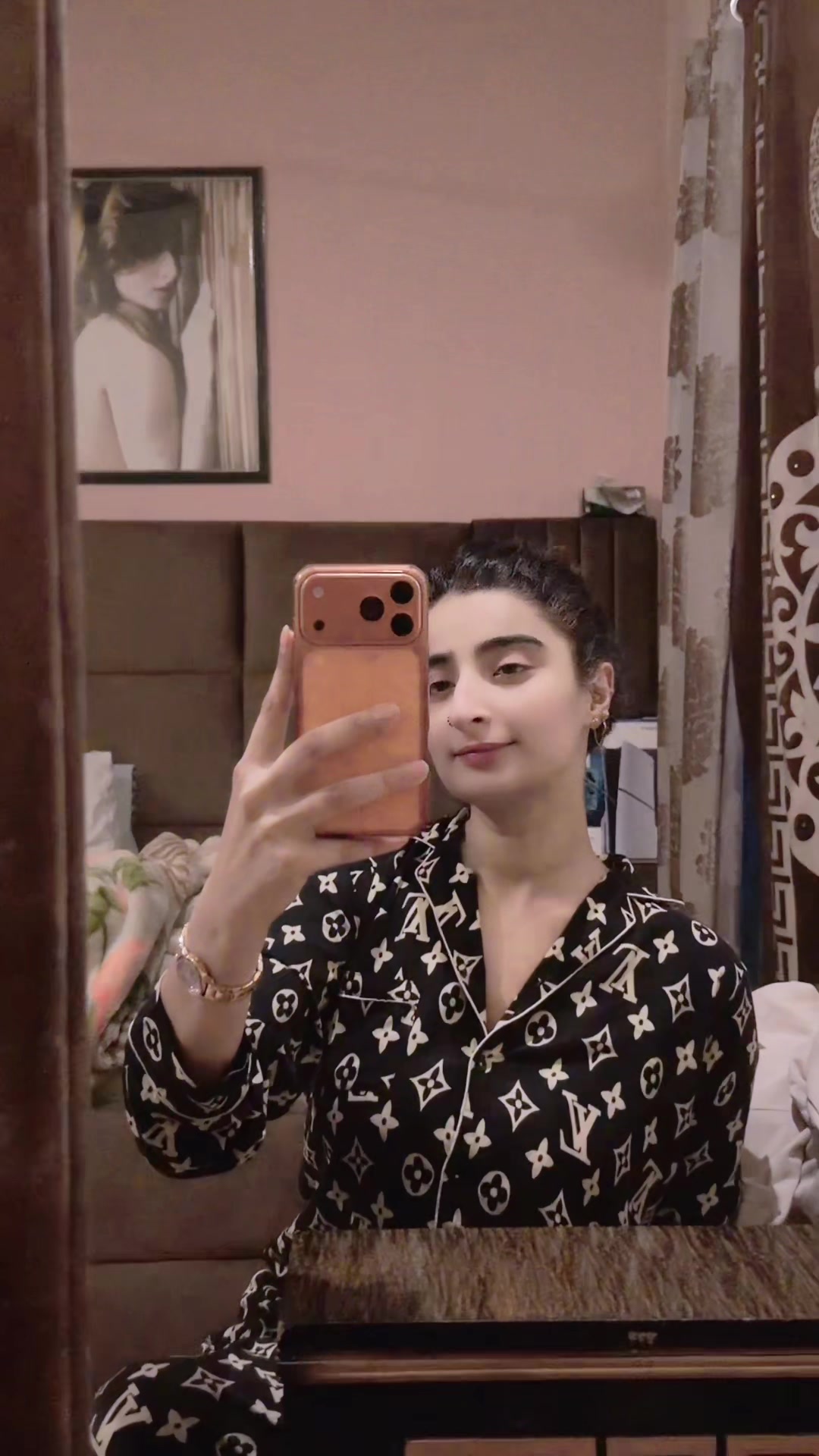 @sara khan