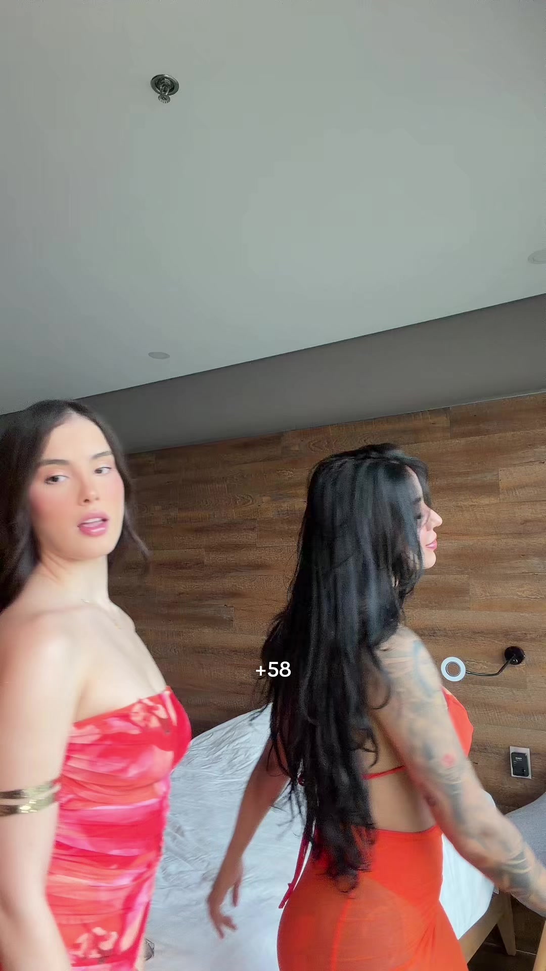 @KimValentina🐒