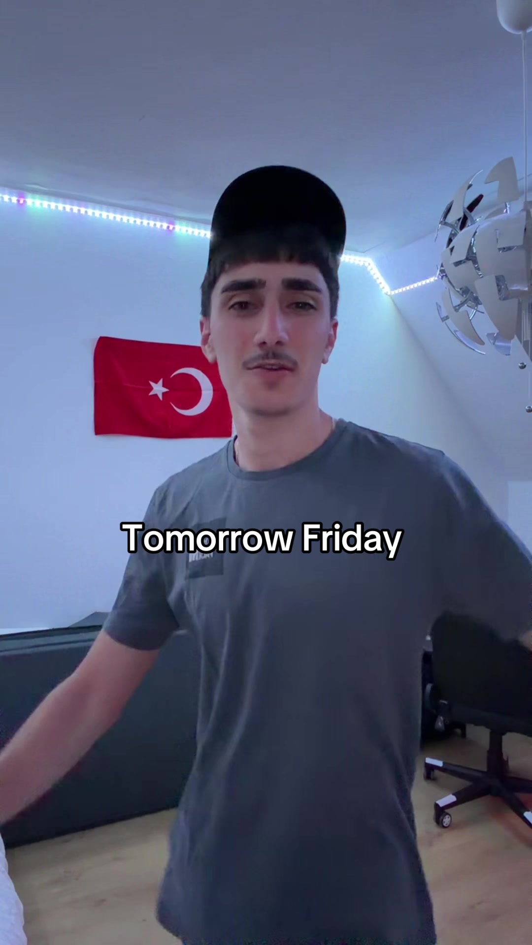 @𝓤𝔃𝔃𝓲シ