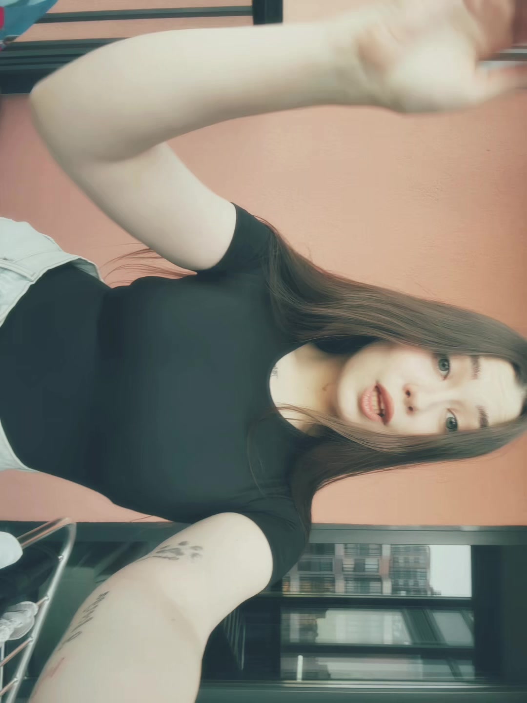 @aluxzzzzzv