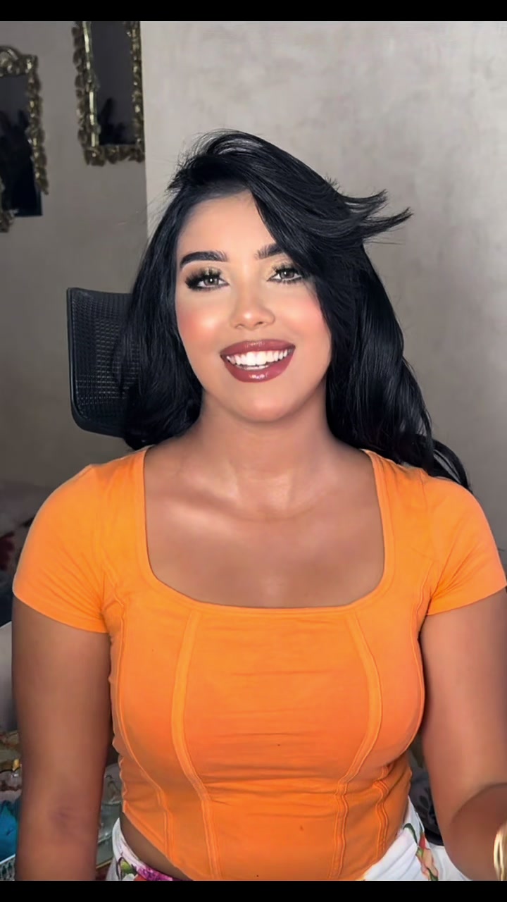 @safae_ananasa