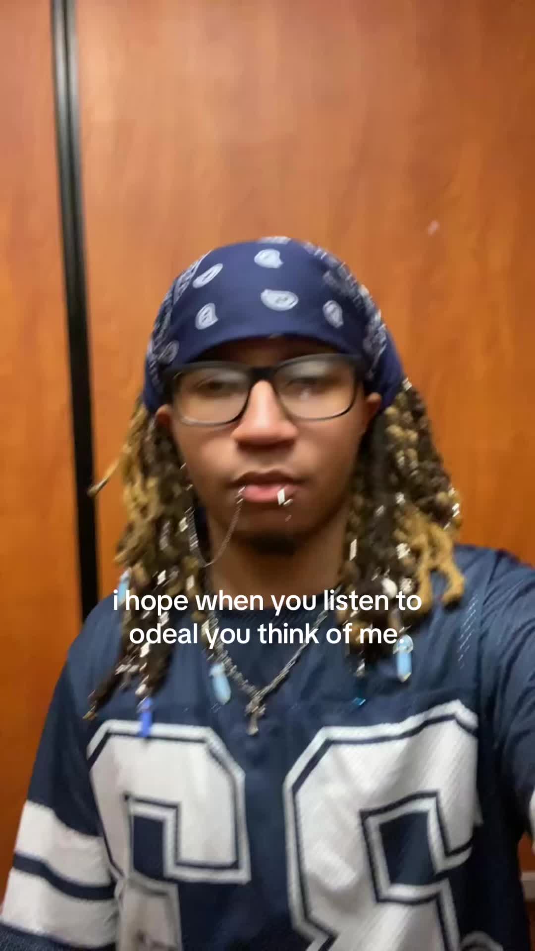 @whoz_twistann