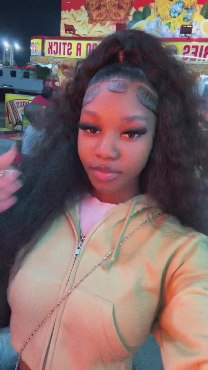 @AdoreKdoll