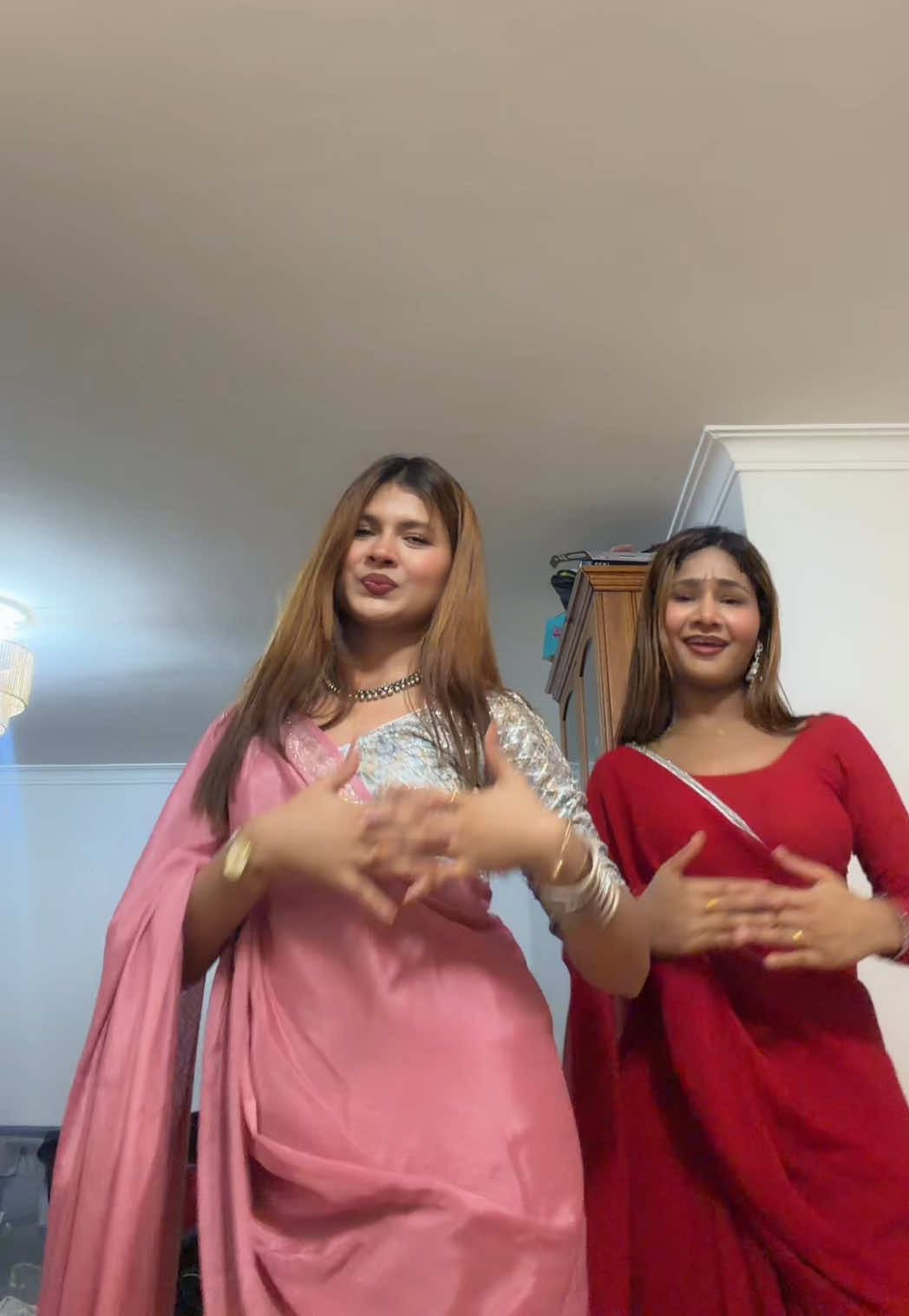 @स्मृती 🕯️🎧