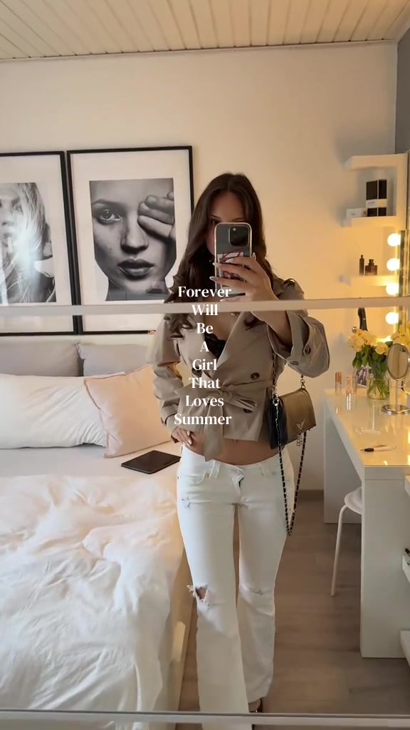 @𝒜𝓈𝒽ℯ𝓁𝓎✰