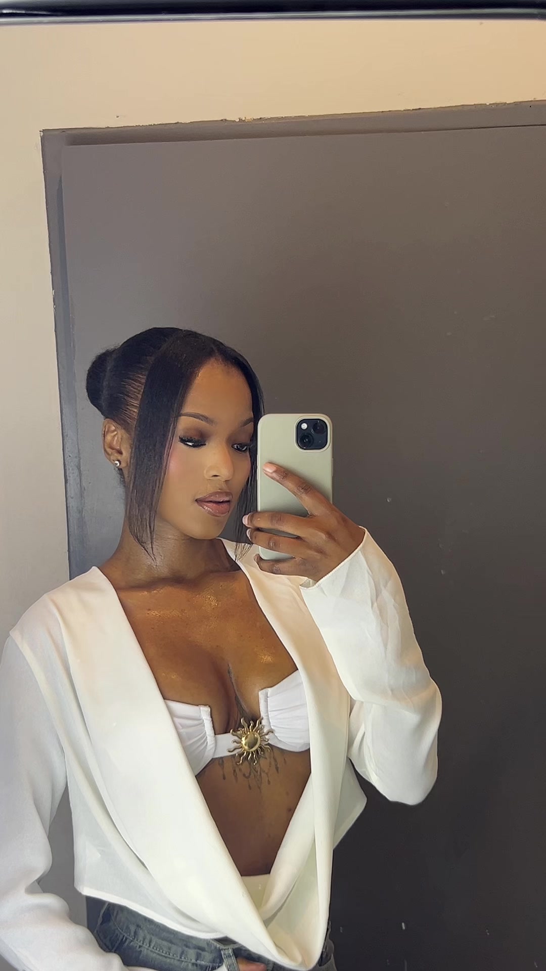 @Aya Ndumie Mbatha
