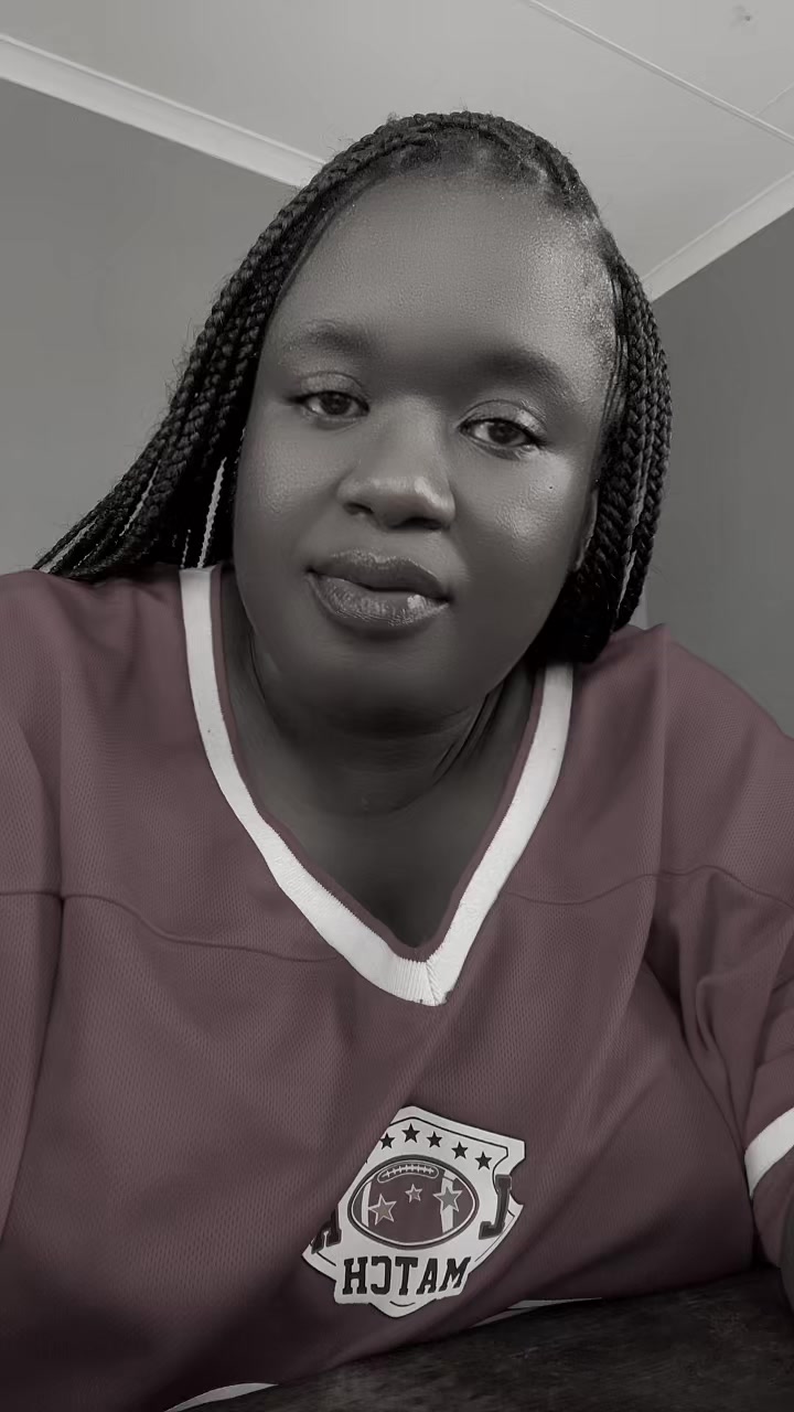 @MPHOLIZZ