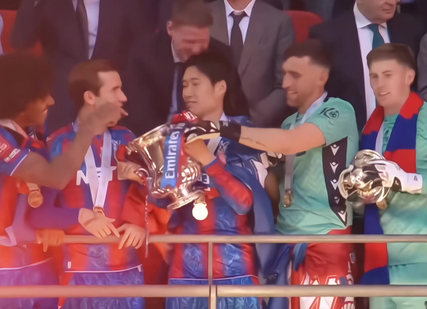 @lacroix_cpfc