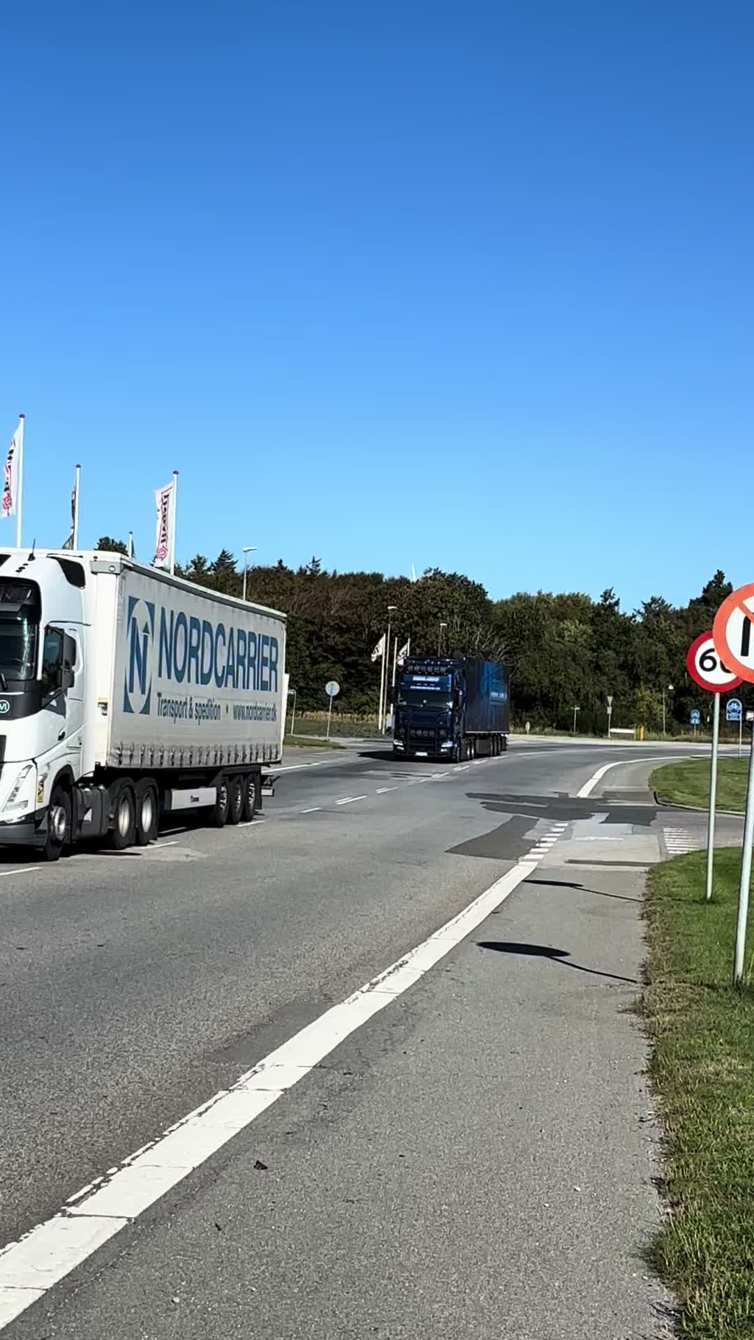 @JBL TRUCKSPOT