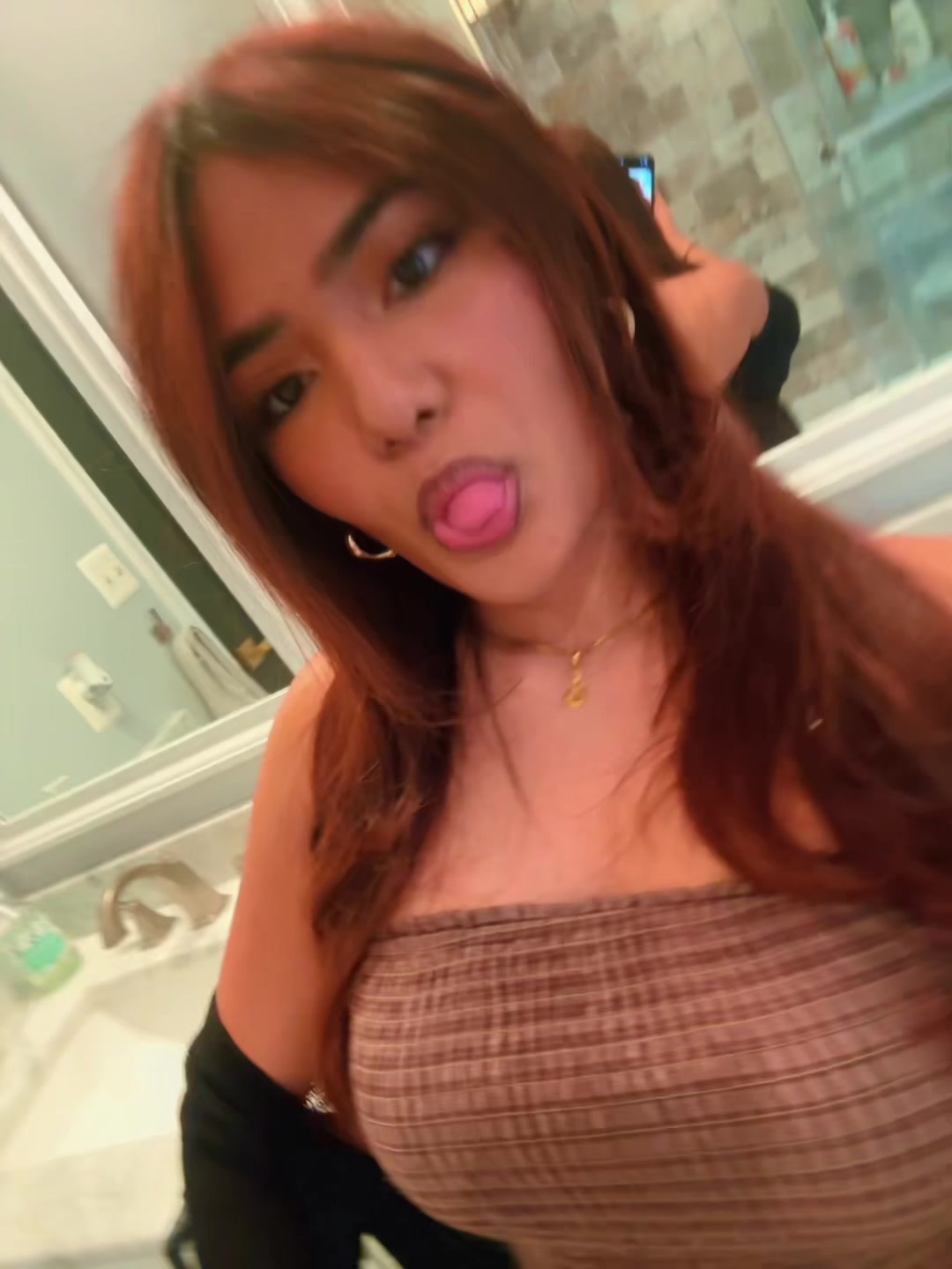 @Darsshini