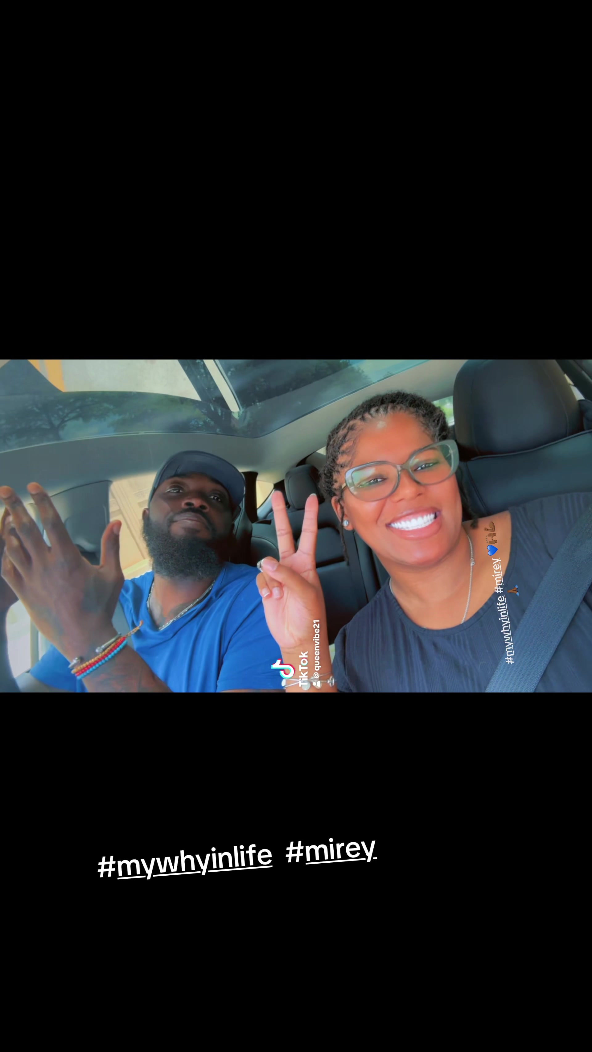 @queenvibe21
