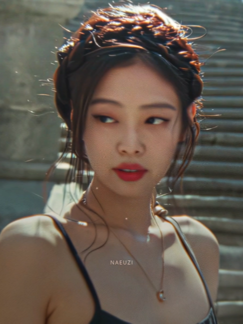 @naeuzi ♡