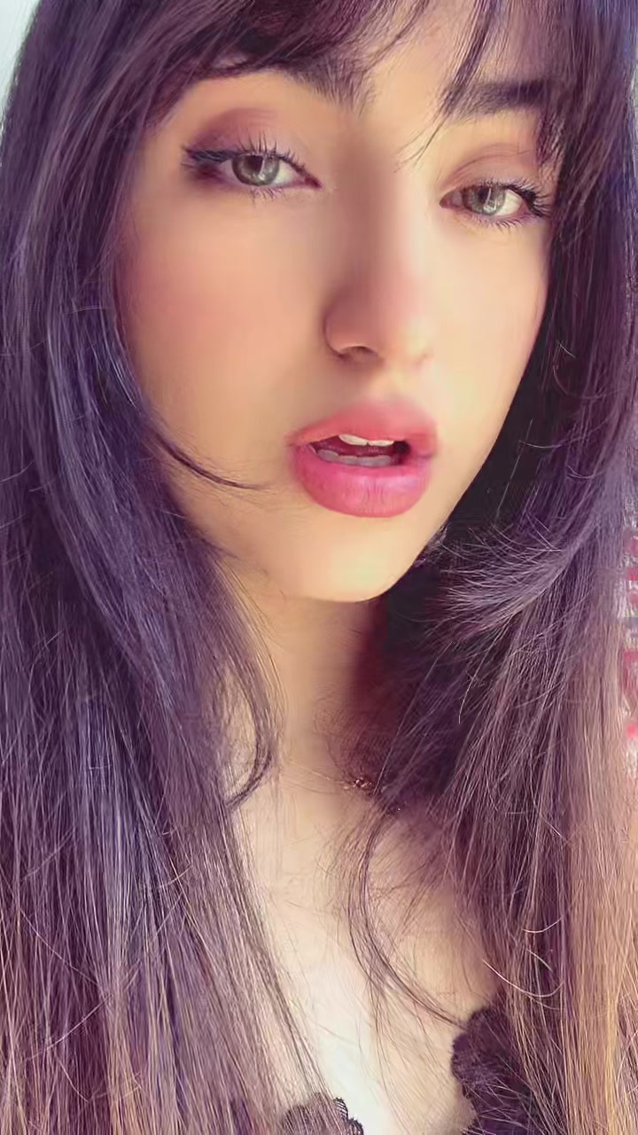 @Anita Taleghan