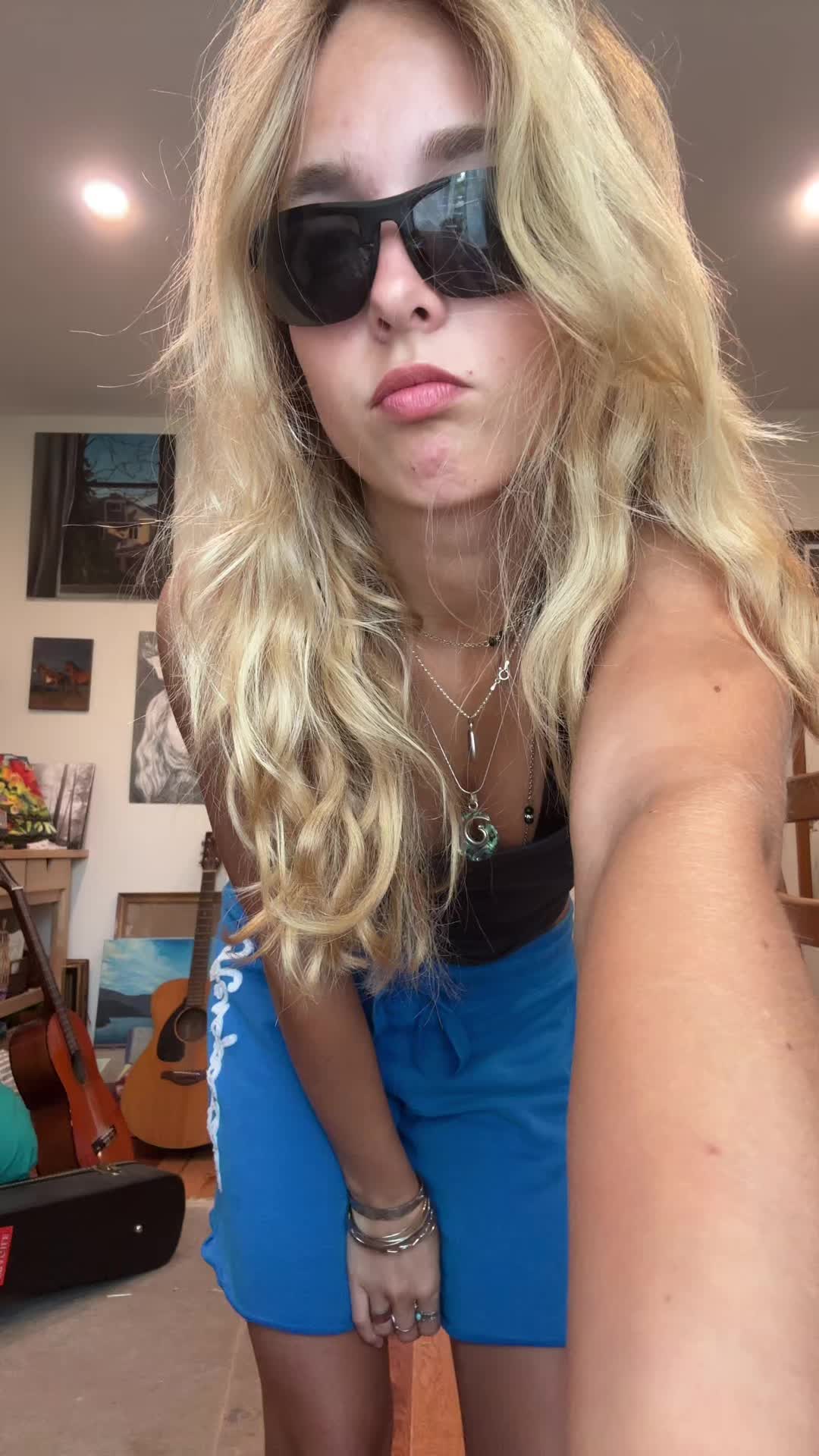 @catriona