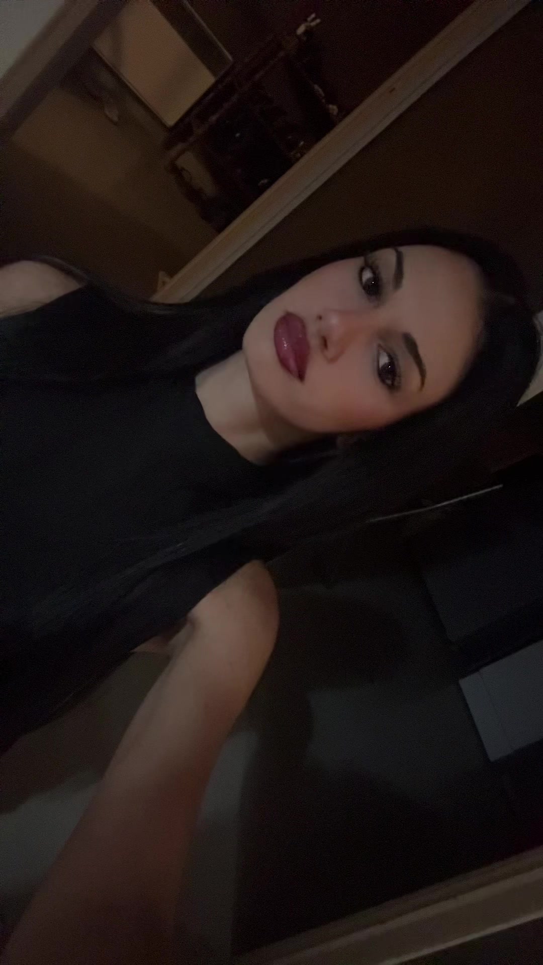 @v9