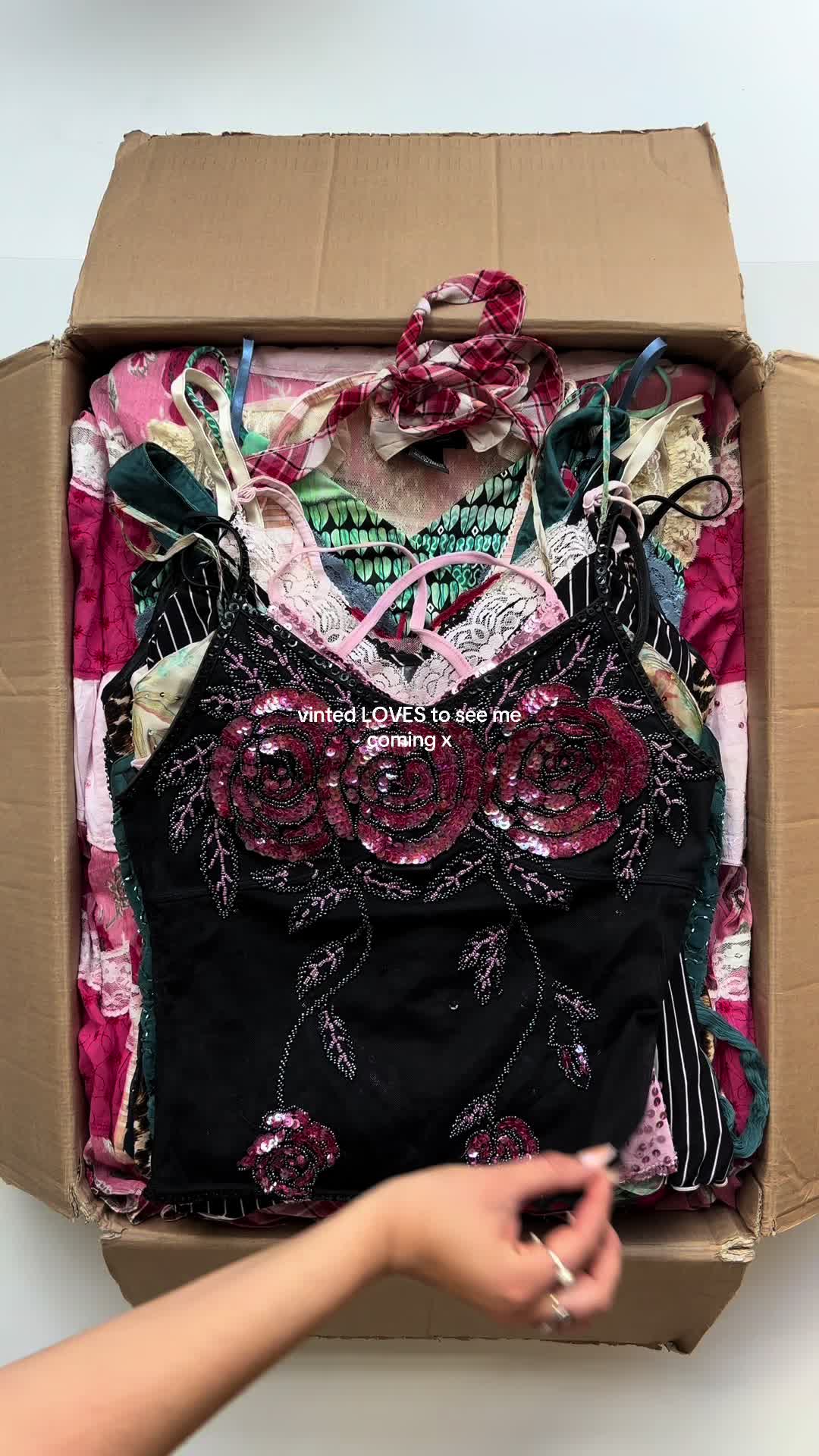 @Kitty Love Vintage