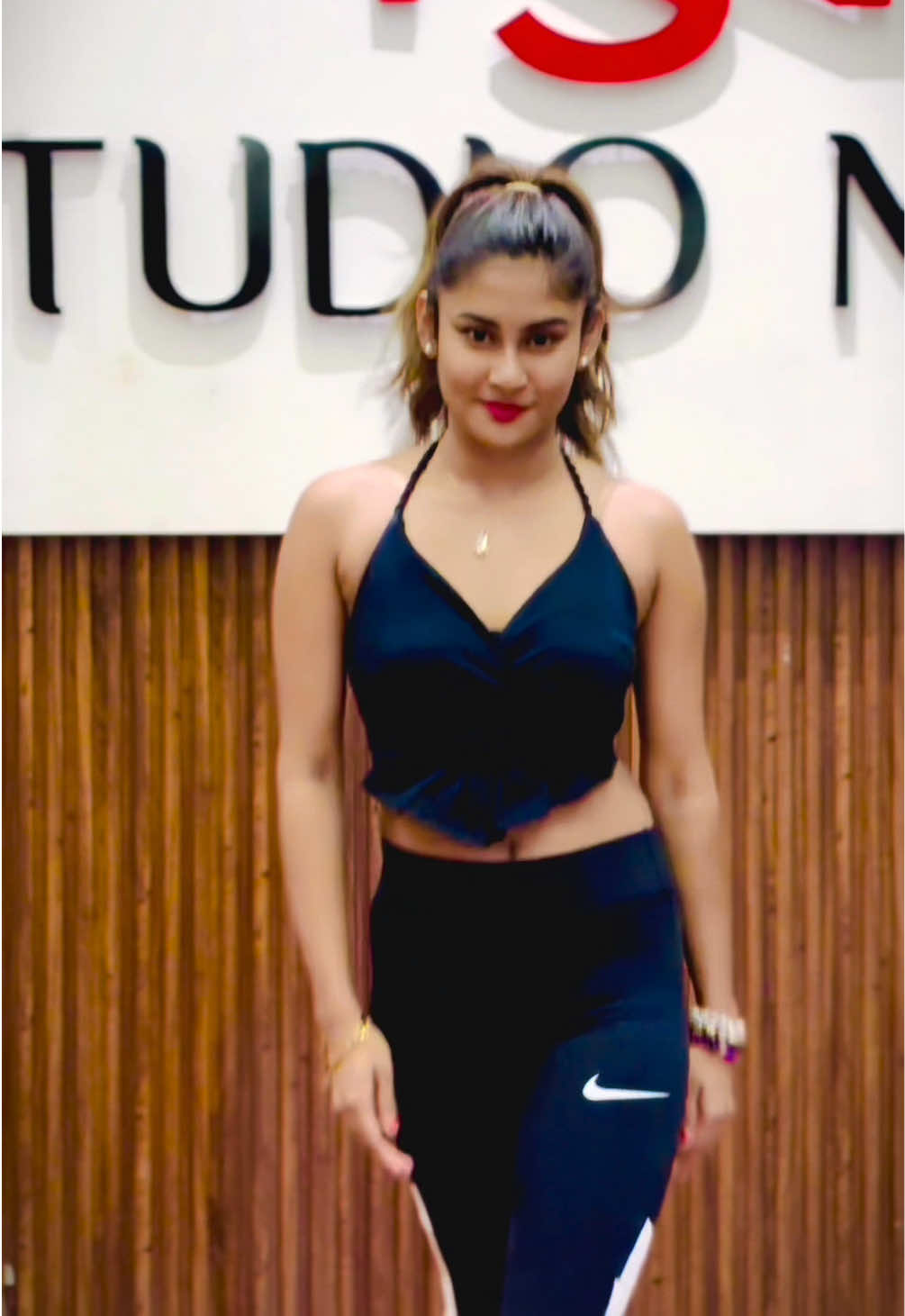 @💋🕷️Nimesha Kodithuwakku🕷️💋