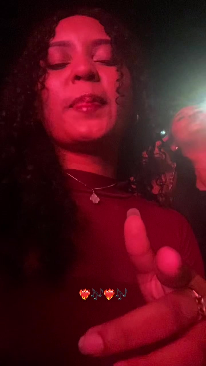 @Ju