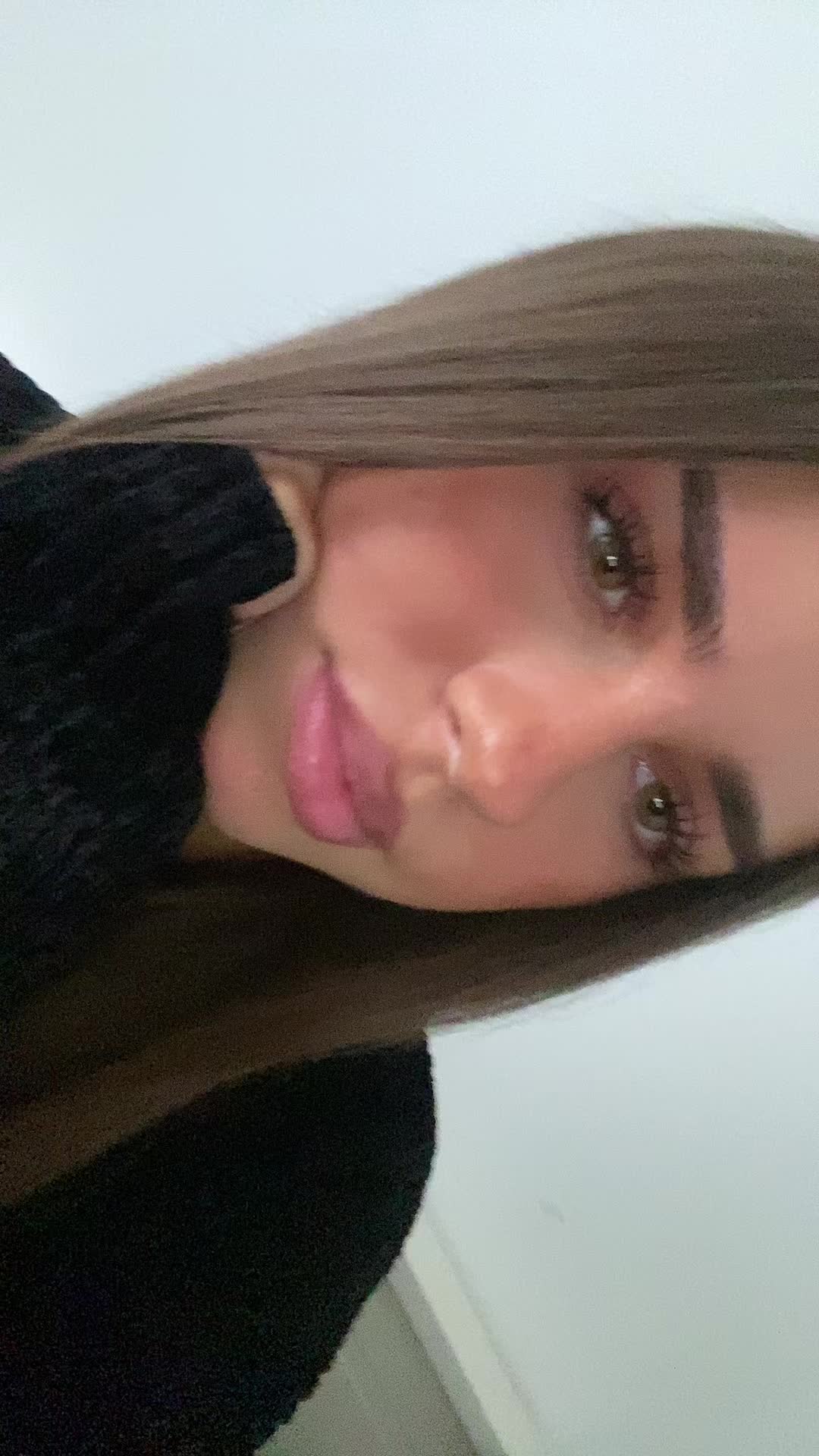 @ₙᵢ𝓬ₒₗₐ