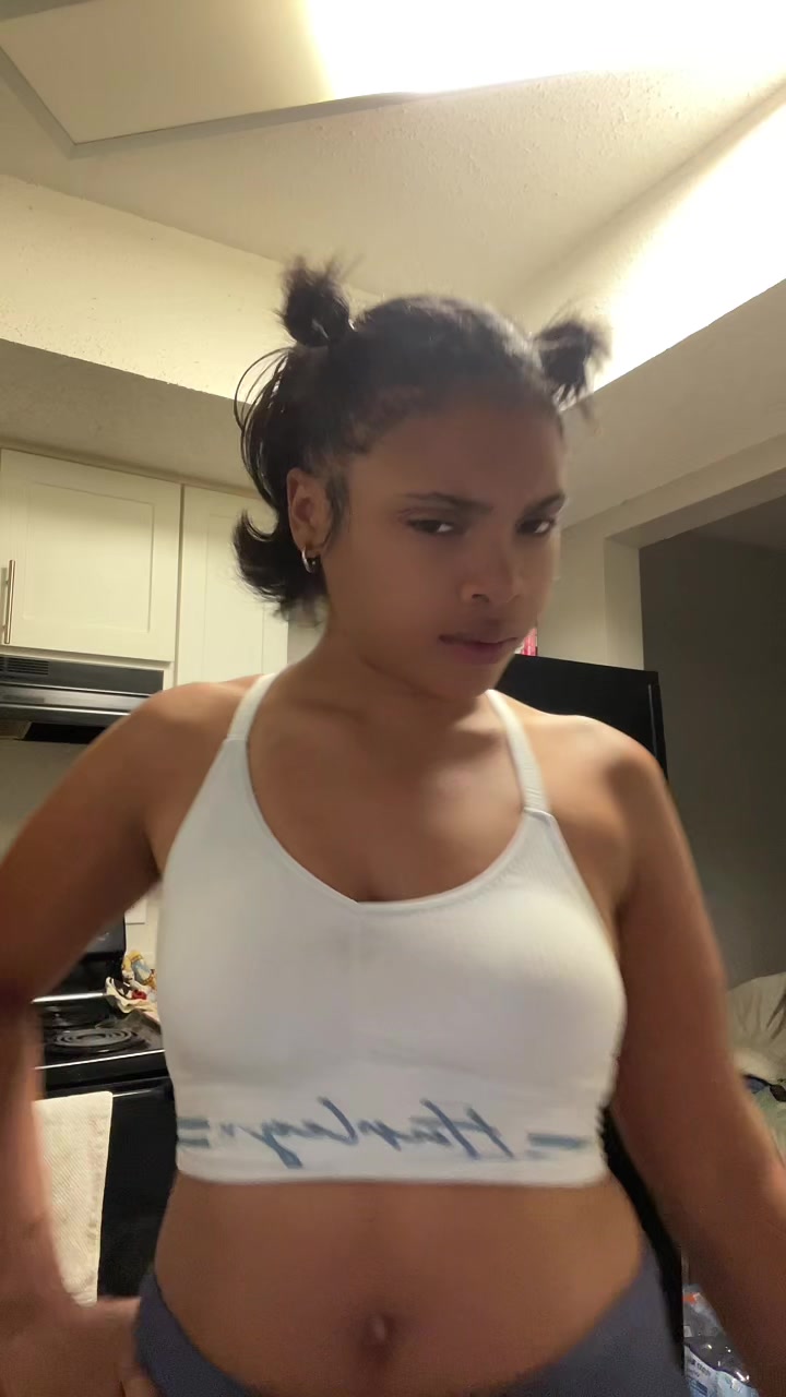 @Tee