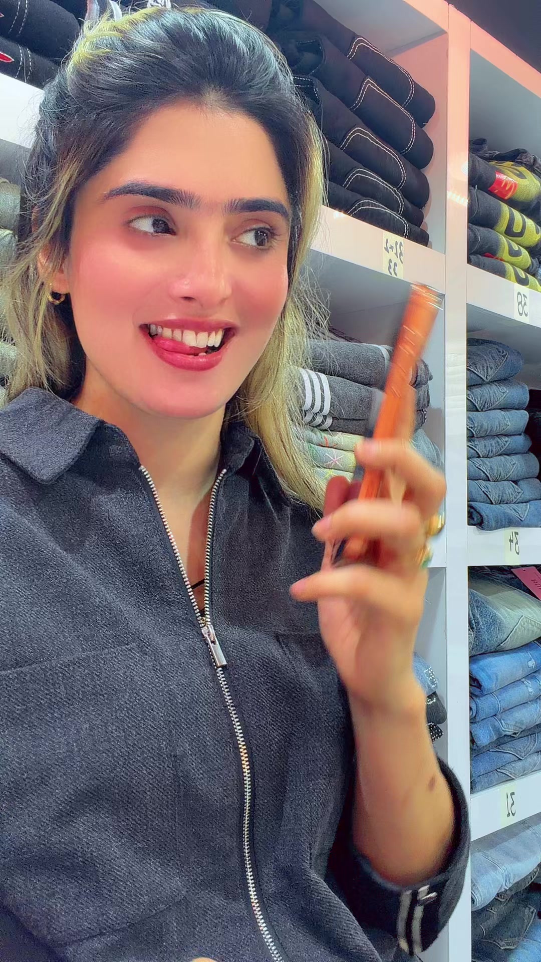 @shrartiguriyaOfficiall