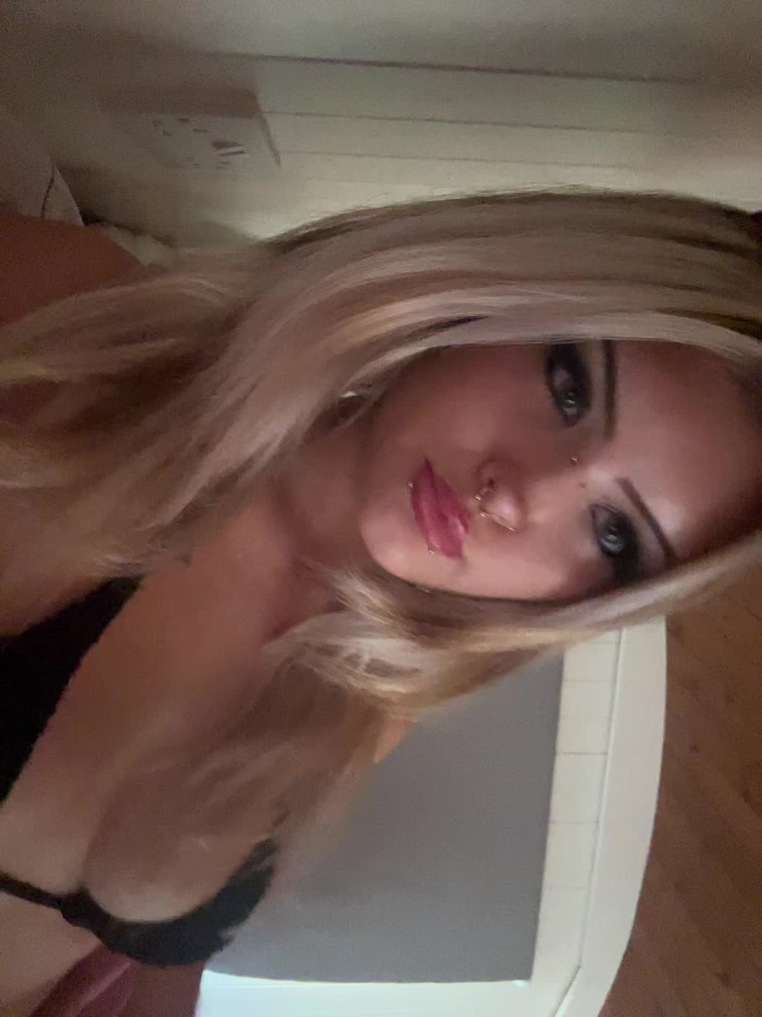 @<3