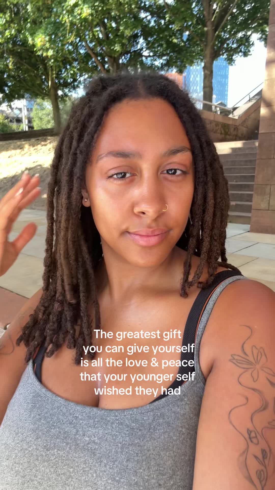 @Tia-Rae