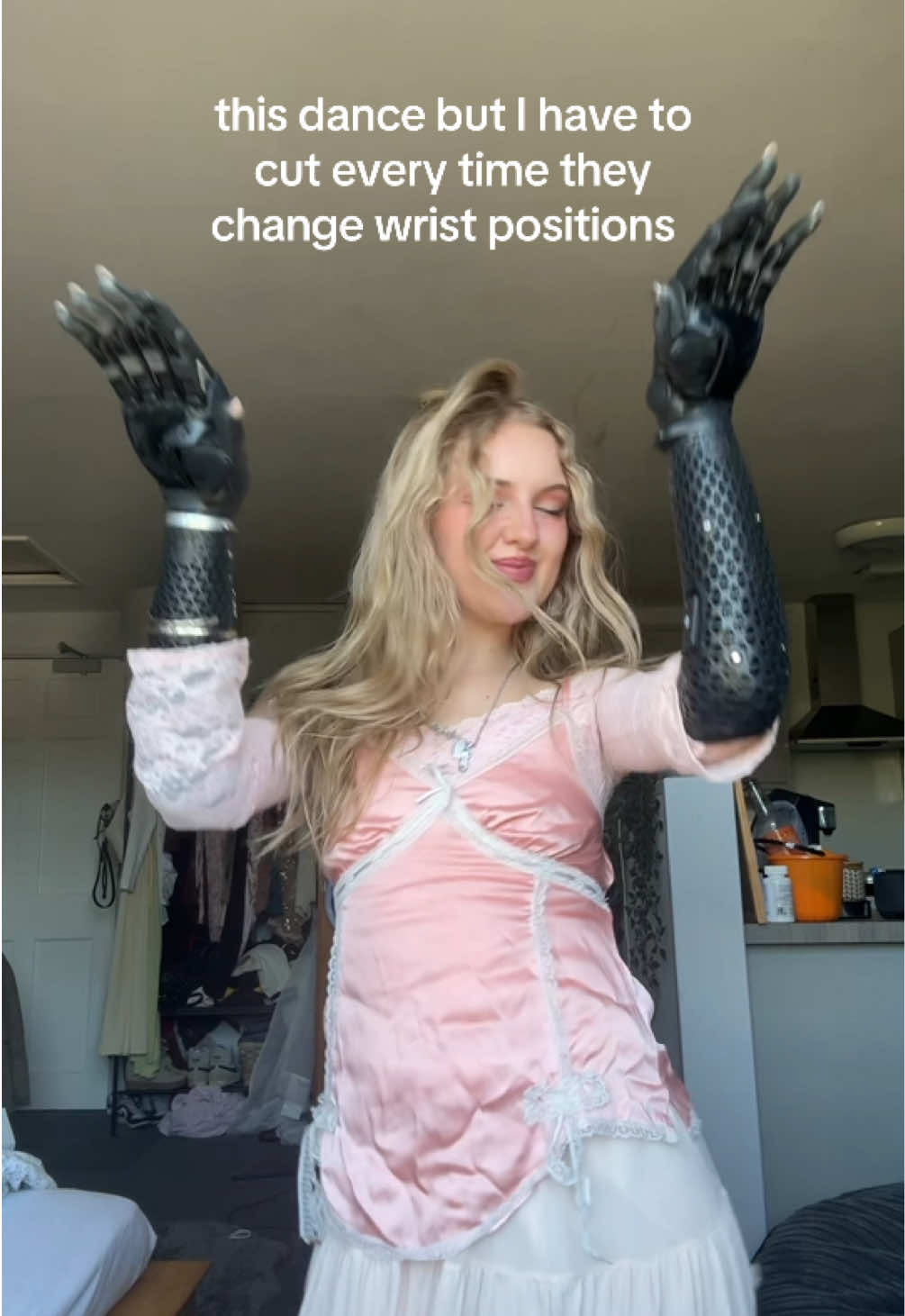 @tillylockey