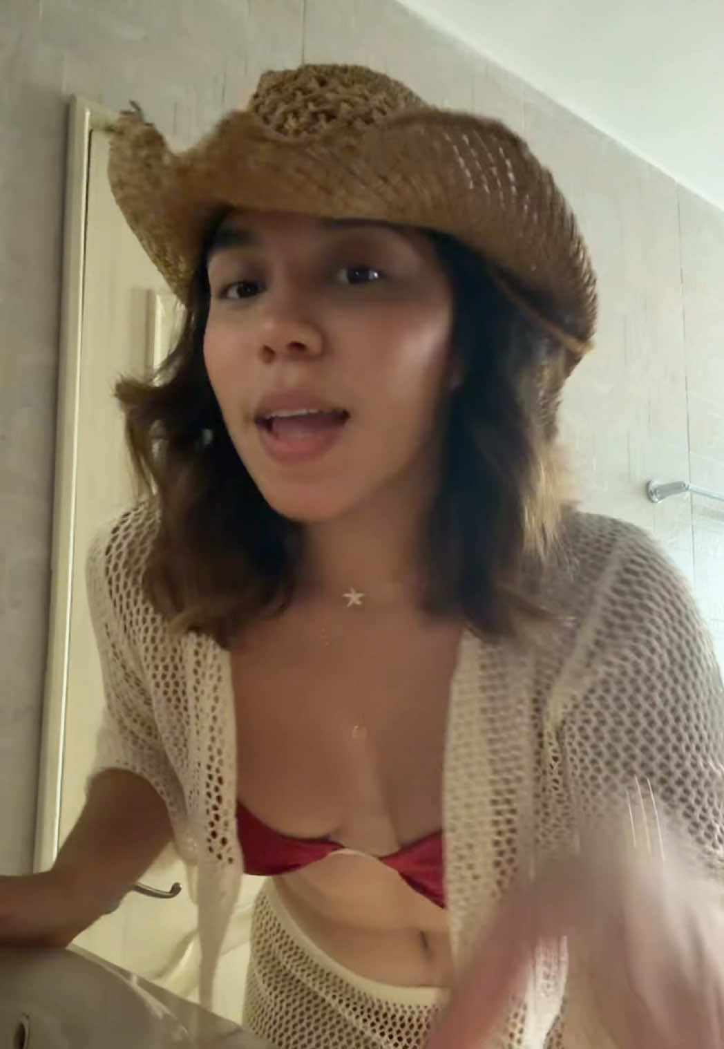 @Valentina