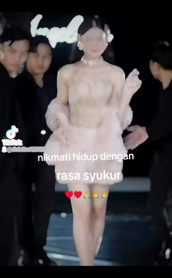 @cristina@123🇸🇬