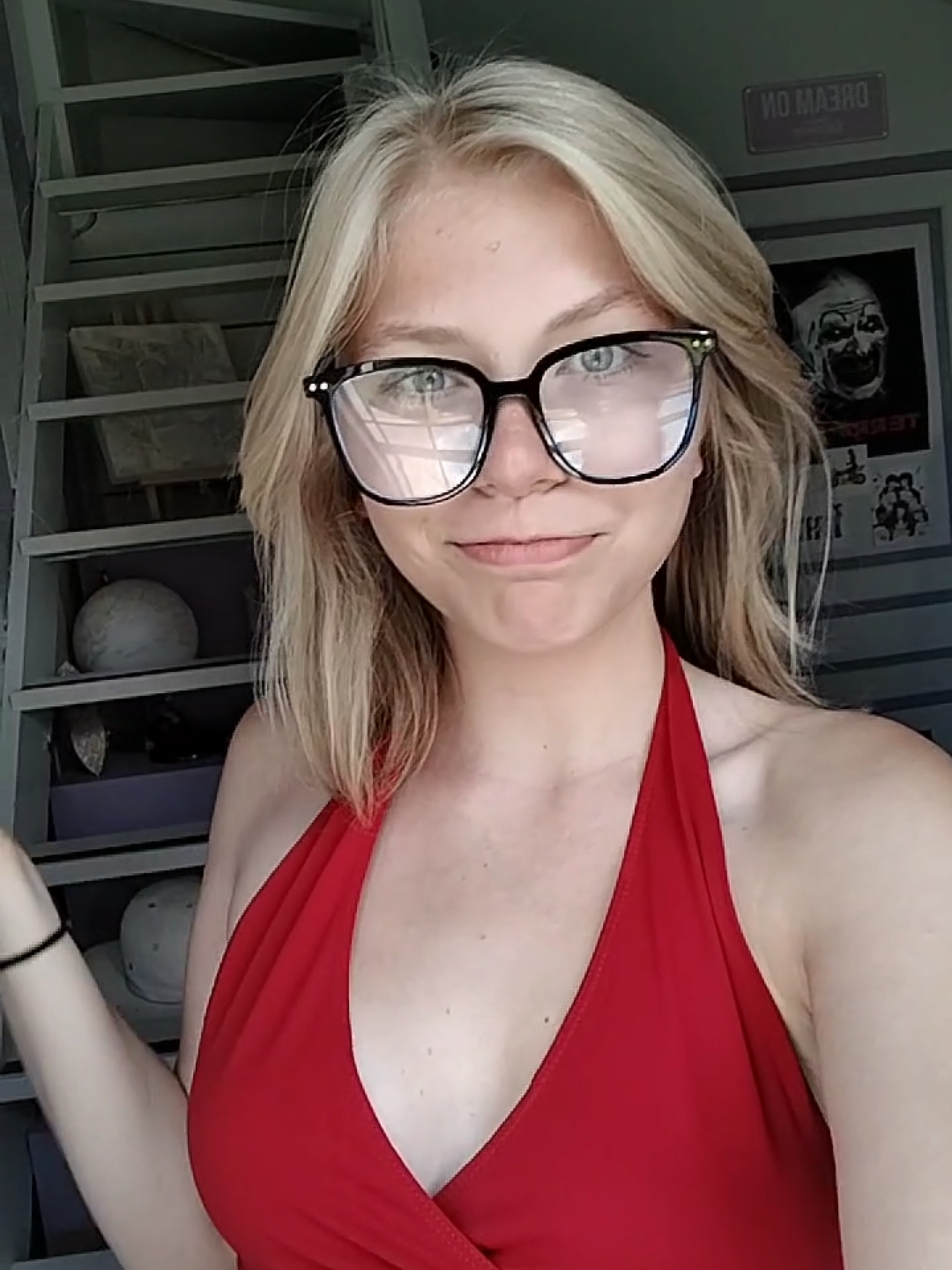 @Maëlle 🍒